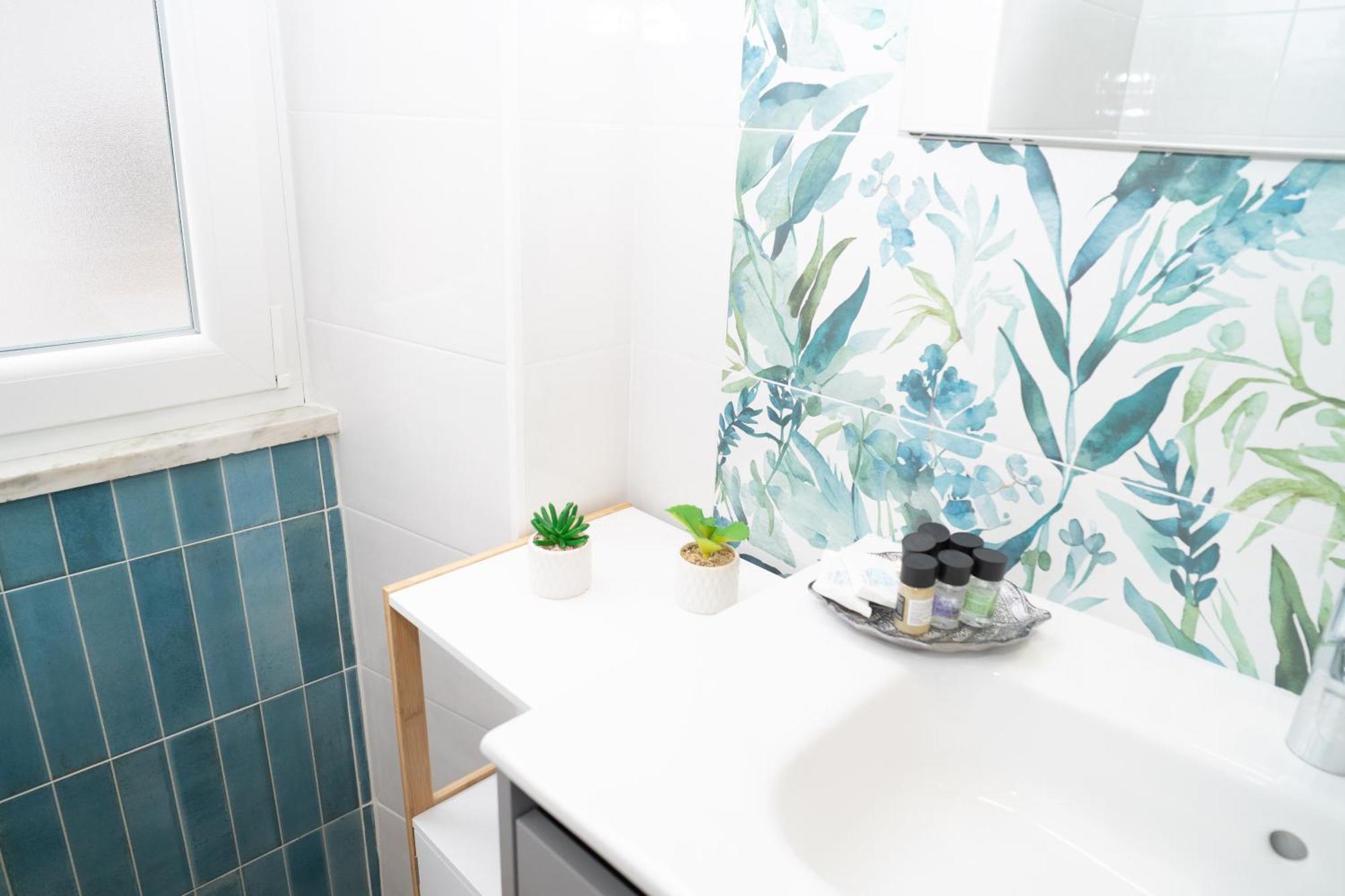 Appartamento Comfort And Metro 2 Steps Away, Perfect For 3 Guests